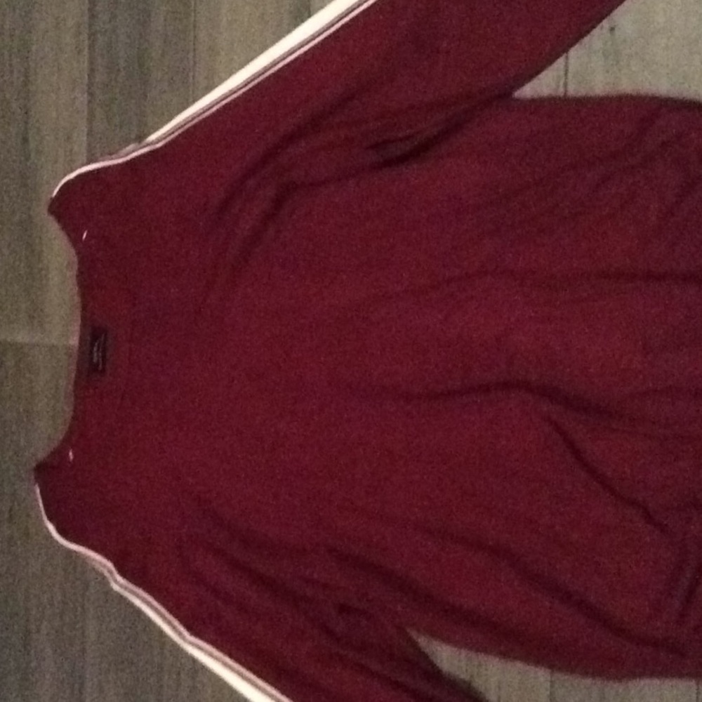 NWOT Zara long sleeve light weight sweater.